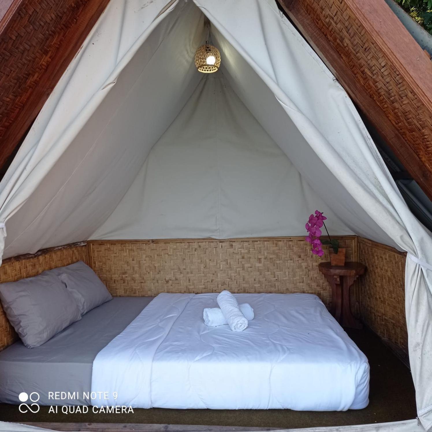 Emayan Glamping クブペンロカン エクステリア 写真