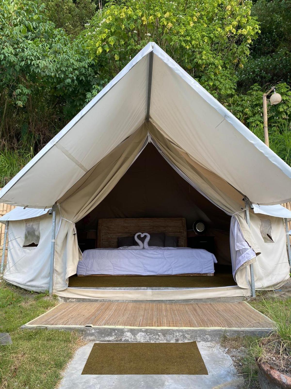 Emayan Glamping クブペンロカン エクステリア 写真